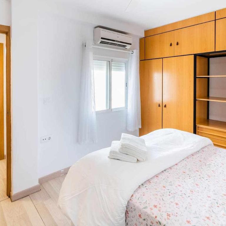 Apartamento a 500m de la Judería con Parking - Apartamento de 2 dormitorios - 28