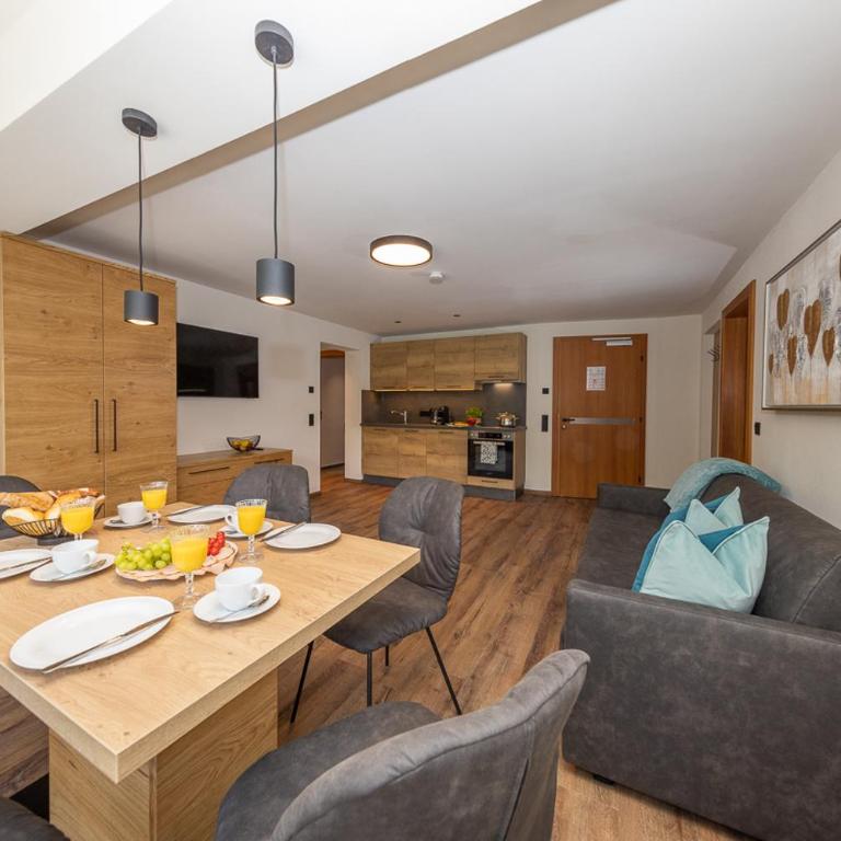 Appartements Fürstauer - Superior Apartment with Balcony - 7
