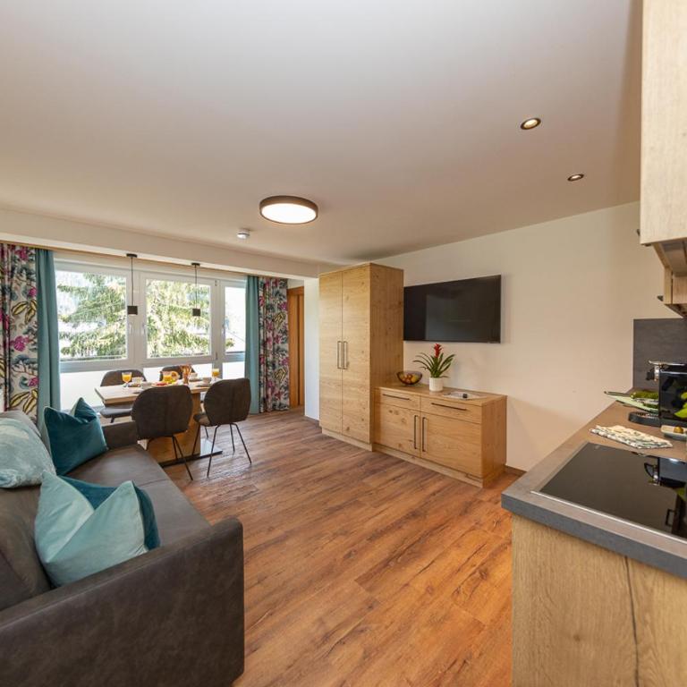 Appartements Fürstauer - Superior Apartment with Balcony - 15