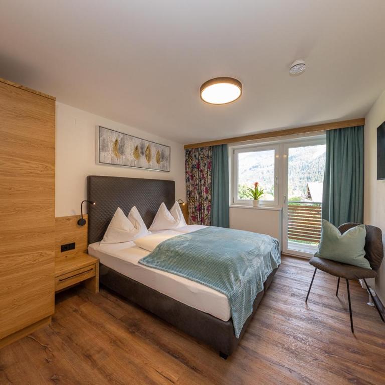 Appartements Fürstauer - Superior Apartment with Balcony - 17