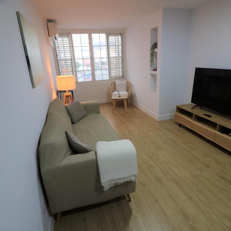 Lovelly renovated apartment - Two-Bedroom Apartment - 1