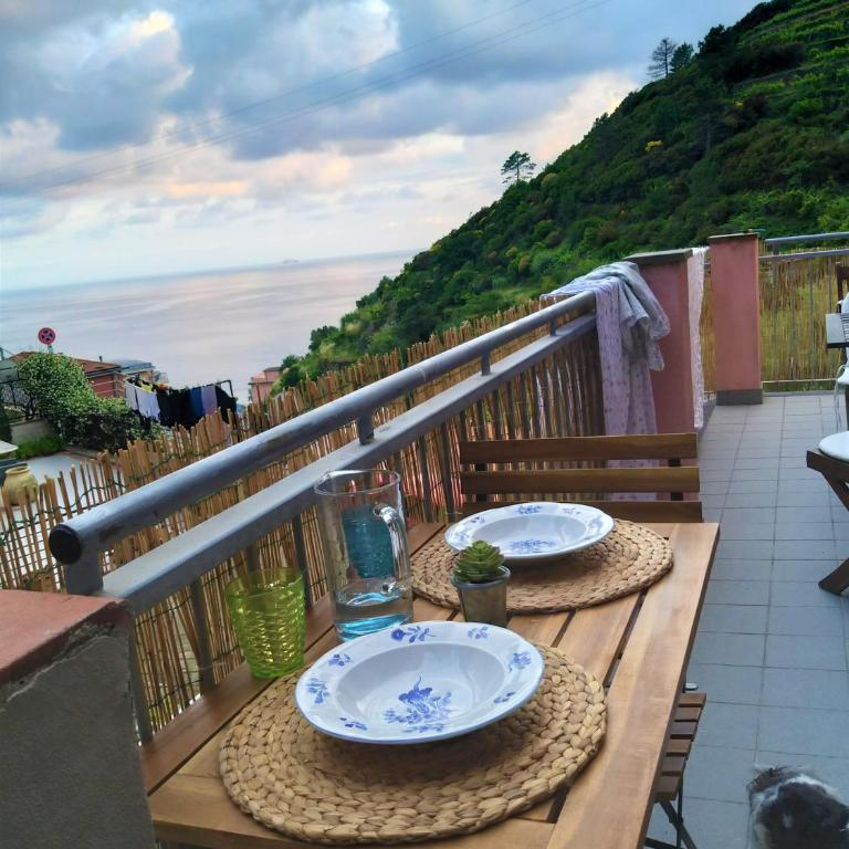 Suite Riomaggiore - Deluxe Double Room with Balcony and Sea View - 11