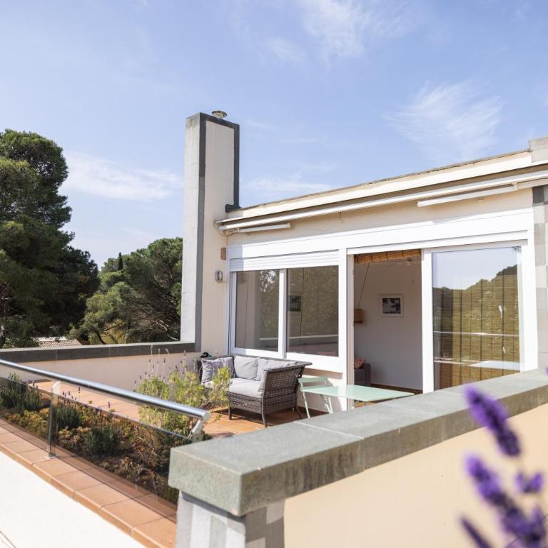 Precioso ático ideal parejas con vistas - Apartamento de 1 dormitorio - 1