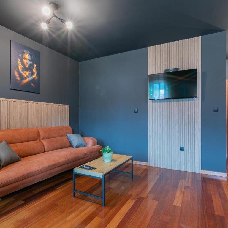 Forma Lux Žabljak - King Studio with Sofa Bed - 5