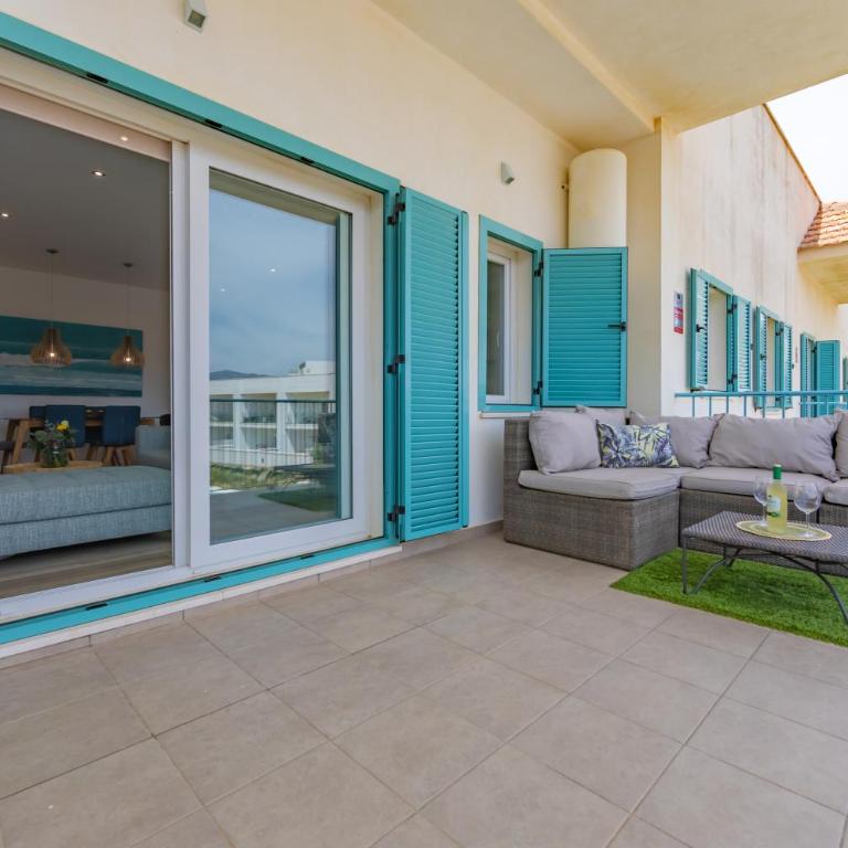 Quiet and elegant with terrace and pool - Apartamento de 2 dormitorios - 53