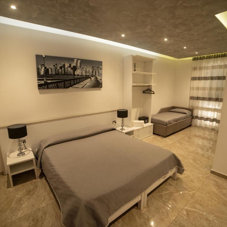 Tropea Luxury & Charm - Deluxe Room with Balcony - 17