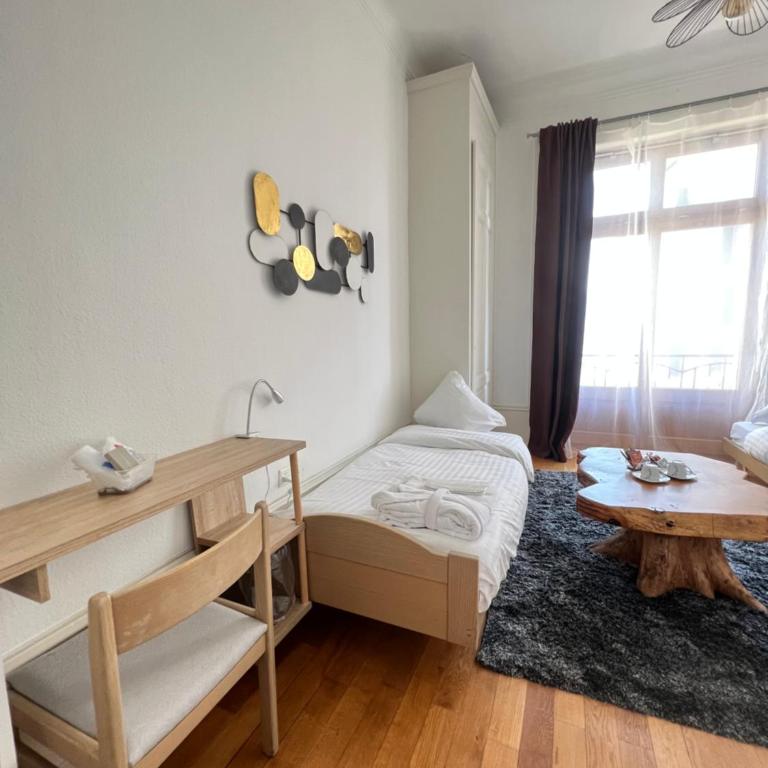 B&B Guest House Du Lac - Familienzimmer mit Seeblick - 8