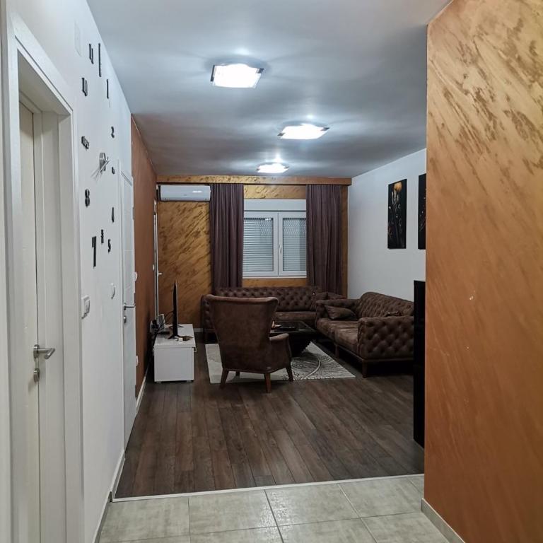 T lux apartman - Two-Bedroom Apartment - 15