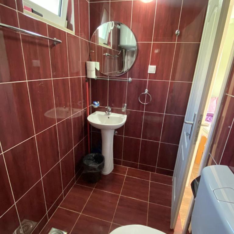 Apartments Klikovac Liman II - Apartment with Balcony - 9