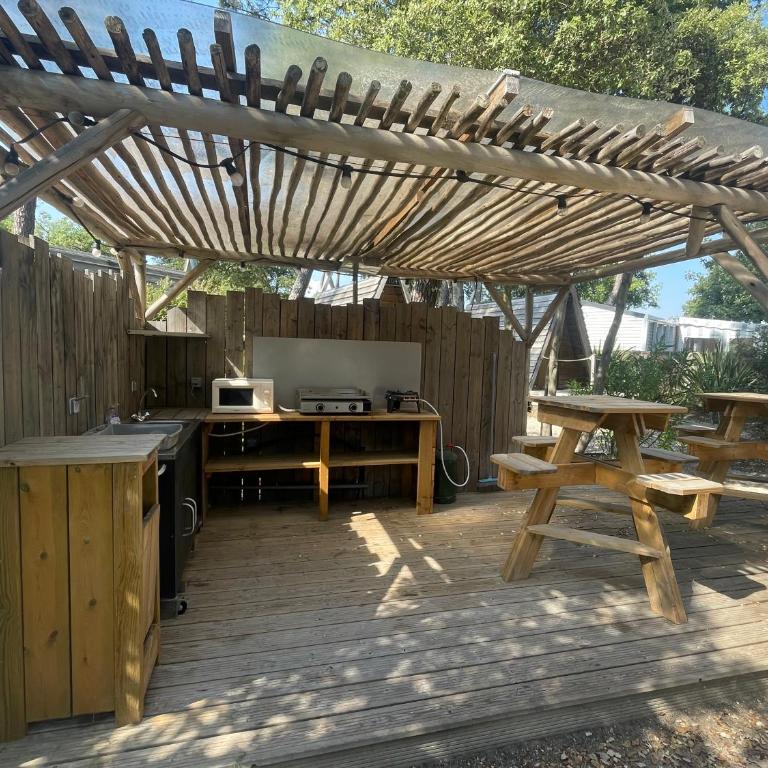 Camping Les Genêts - Cabane - 15