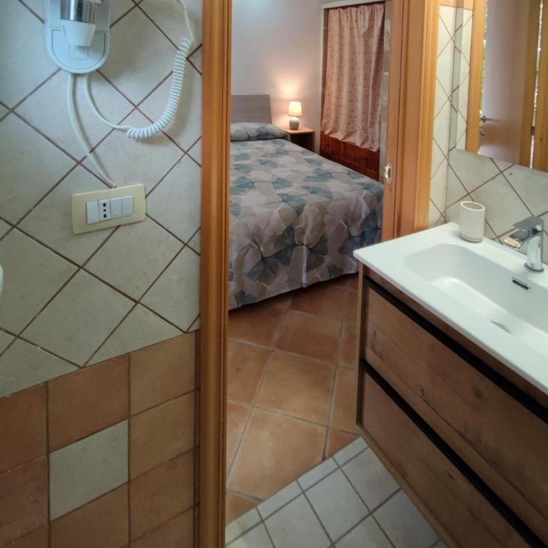 Il Geco b&b - Camera Matrimoniale con Bagno Privato - 7