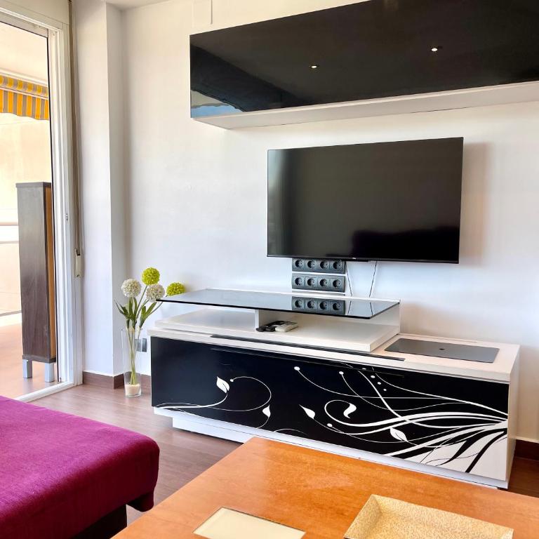 APARTBEACH EUROPEOS JUNTO PLAYA CLIMATIZADO CON GRAN TERRAZA y MUY LUMINOSO - Two-Bedroom Apartment - 30