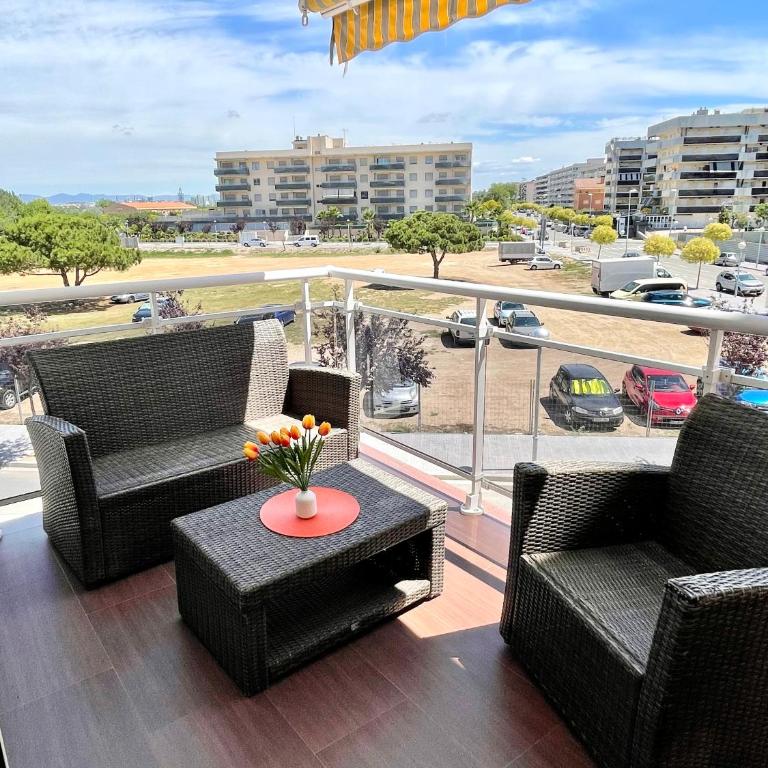 APARTBEACH EUROPEOS JUNTO PLAYA CLIMATIZADO CON GRAN TERRAZA y MUY LUMINOSO - Two-Bedroom Apartment - 28