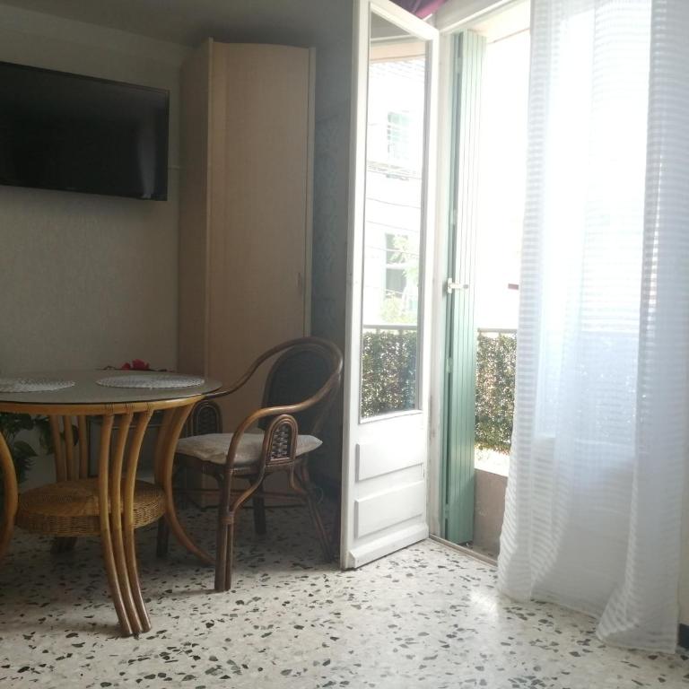 Magnifique Studio non fumeur près de la gare - Studio - 12