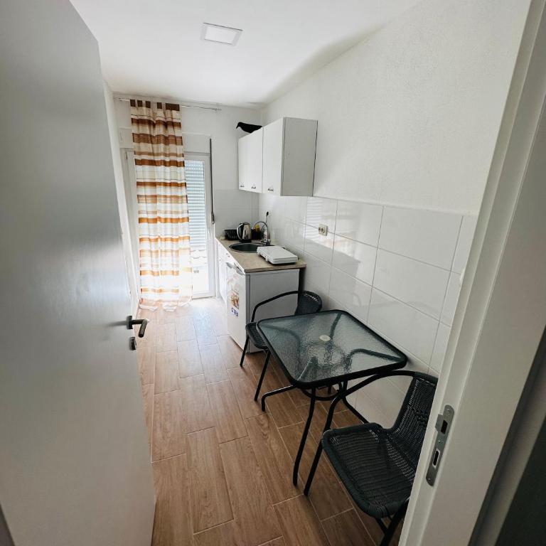 Apartmani Neo - One-Bedroom Apartment - 12
