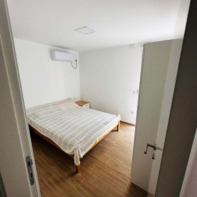 Apartmani Neo - One-Bedroom Apartment - 13