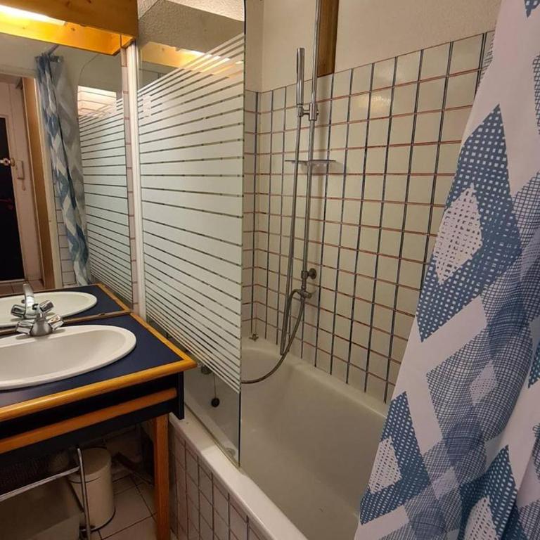 Appartement 2P cabine, 100m plage, terrasse, parking - Argelès-sur-Mer - FR-1-388-94 - Appartement (5 Adultes) - 8