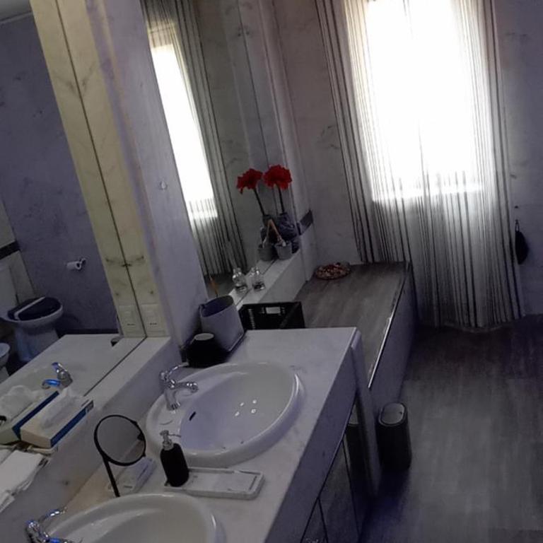 SUITE184 - Deluxe Room - 10