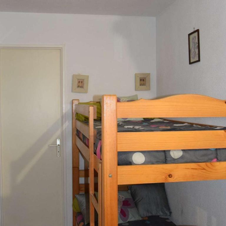 Appartement rez-de-jardin avec piscine et parking à Marseillan-Plage - FR-1-387-63 - Appartement (6 Adultes) - 8