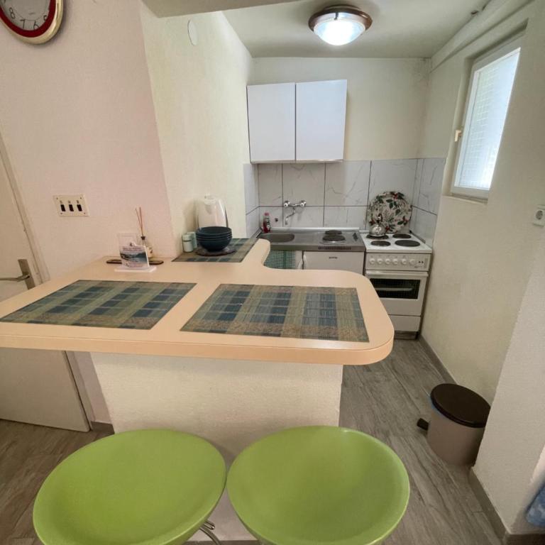 Bay Mola Aparts - Standard Apartment - 7