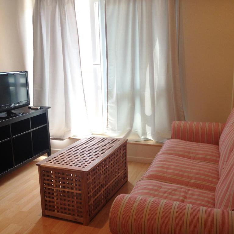 Apartaments Muntaner I - Apartamento de 3 dormitorios - 8