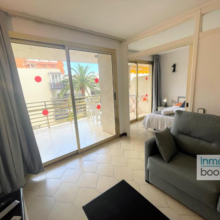 Novelty Beach 2 Salou, climatizado, piscina y playa - Apartamento de 1 dormitorio - 21