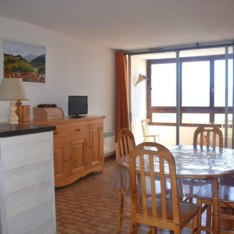 2 Pièces Cabine - Accès Télécabines, Parking Inclus - Appartement 1 Chambre - 3