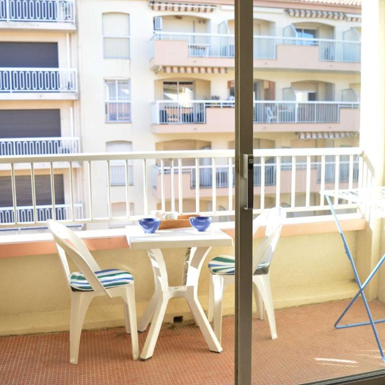 Studio lumineux à 30m de la plage, balcon, clim, commerces à côté - FR-1-226-444 - Apartment (2 Erwachsene) - 14