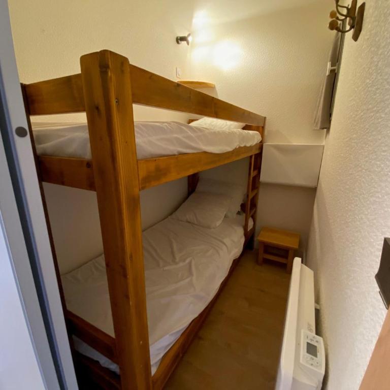 Studio cosy avec balcon, 2 nuits - La Clusaz, proche Bossonnet et pistes, parking inclus - FR-1-459-206 - Estudio - 6