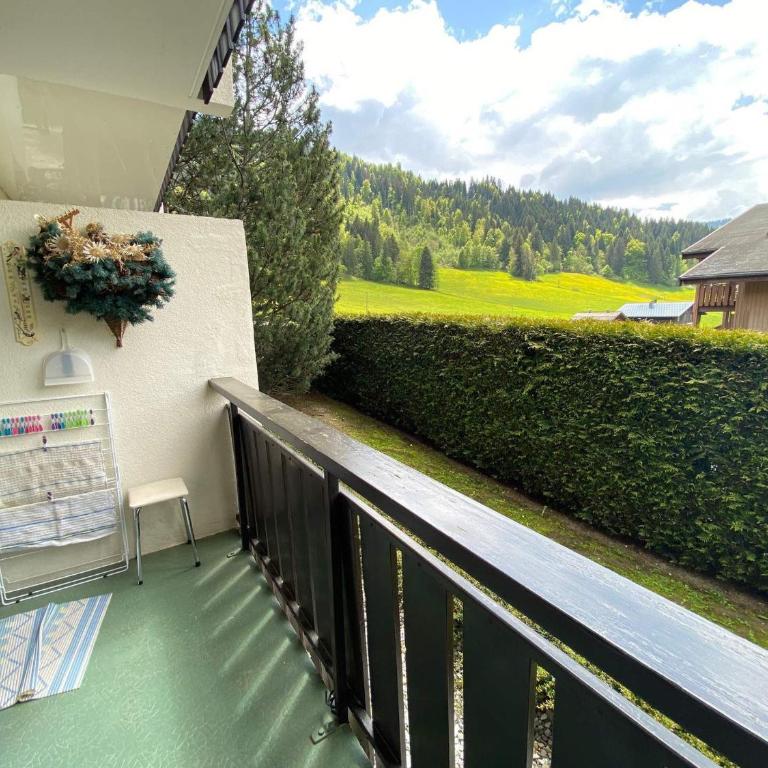 Studio cosy avec balcon, 2 nuits - La Clusaz, proche Bossonnet et pistes, parking inclus - FR-1-459-206 - Estudio - 9