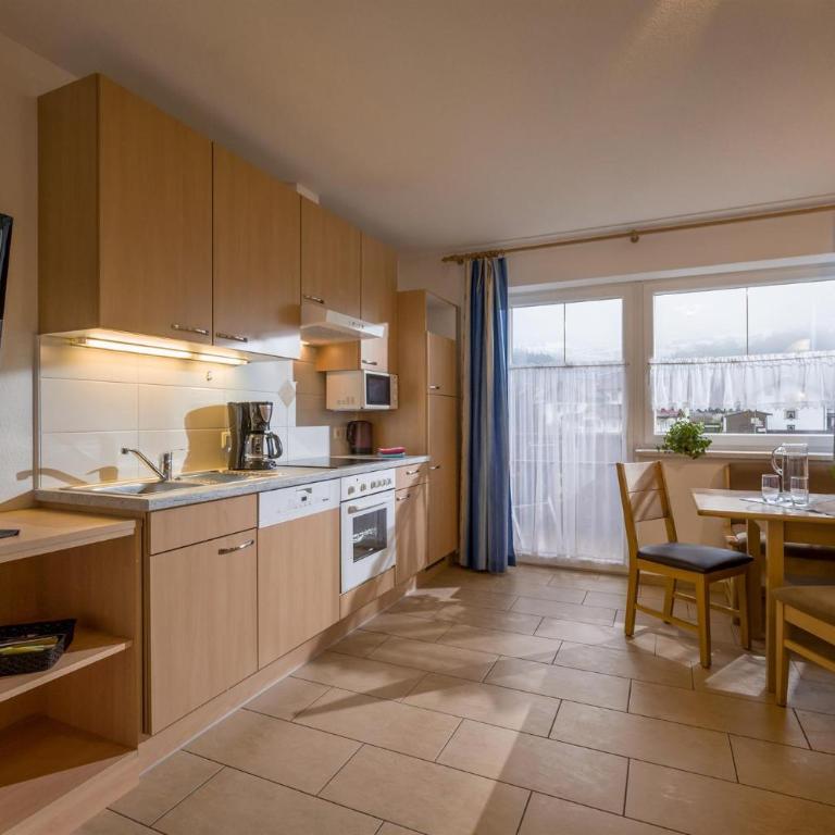 Schmezlhof - Three-Bedroom Apartment with Shower - 3