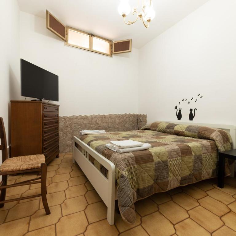 Il Campanile - Camera Tripla con Bagno Privato - 1