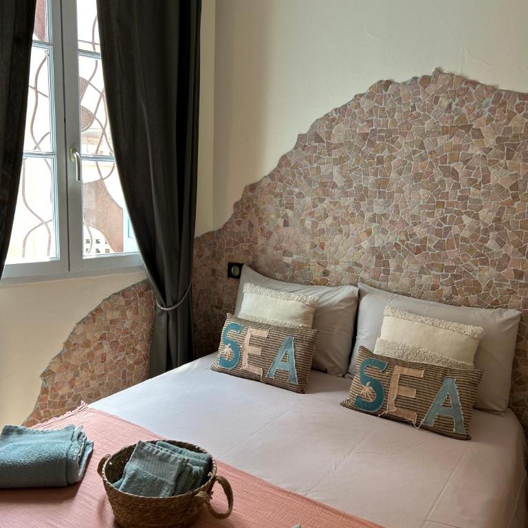 Le Grenache - One-Bedroom Apartment - 10