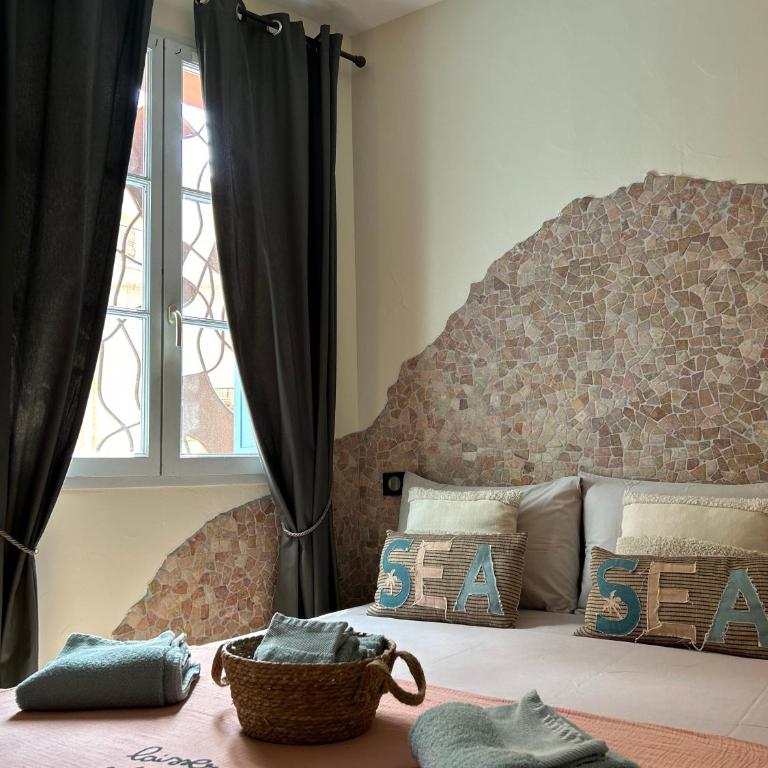 Le Grenache - One-Bedroom Apartment - 12