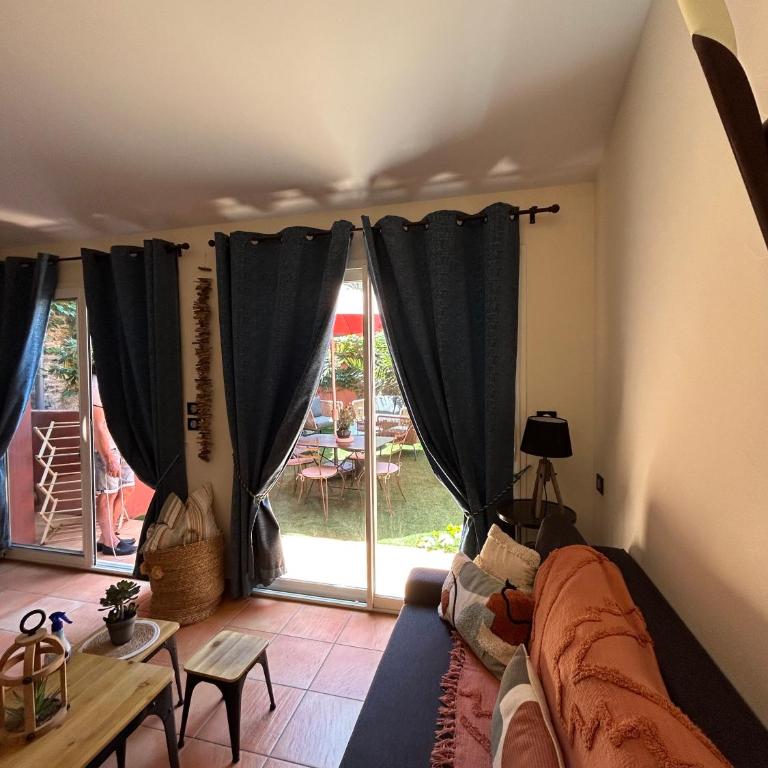 Le Grenache - One-Bedroom Apartment - 5