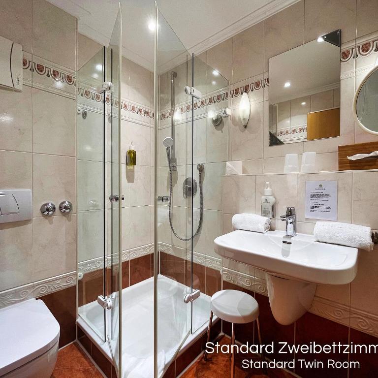 Landhotel Guglhupf - Standard Zweibettzimmer - 1