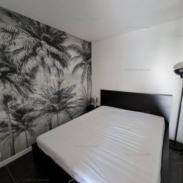 T3 rénové 49m², centre-ville Cavalaire-sur-Mer, plages à pied, clim, terrasse, parking sous-sol - FR-1-100-278 - Appartement - 6