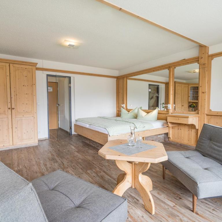 Wohlfühlhotel Frohsinn - Deluxe Zimmer - 7