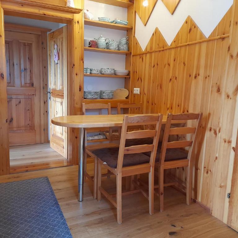 Haus Hanshois - Apartment mit 2 Schlafzimmern und Balkon - 2