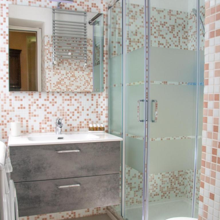 Casa Liberty - WelcHome - One-Bedroom Apartment - 14