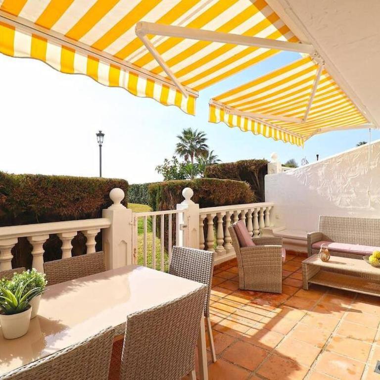 Modern apartment with pool on the beachfront in Marbella by SharingCo - Apartamento de 3 dormitorios - 3