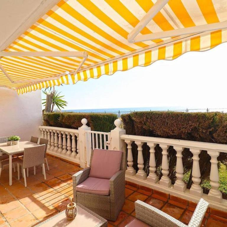 Modern apartment with pool on the beachfront in Marbella by SharingCo - Apartamento de 3 dormitorios - 2