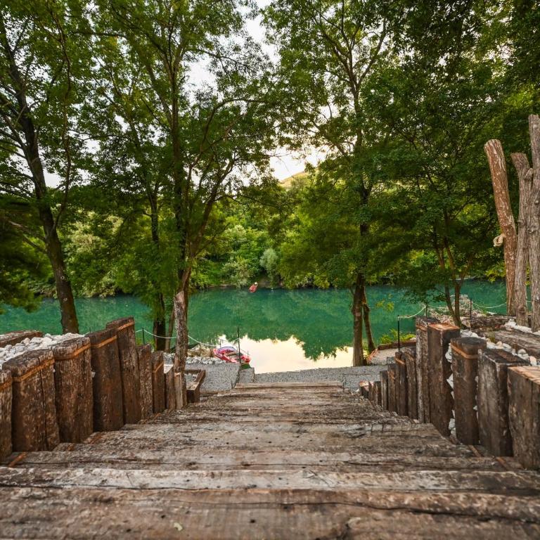 Via river - One-Bedroom House - 6