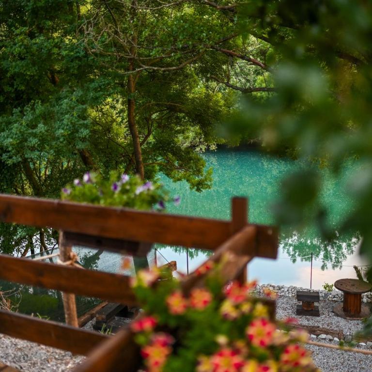 Via river - One-Bedroom House - 36