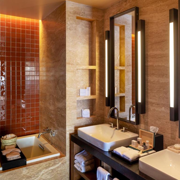 Casa Maat at JW Marriott Los Cabos Beach Resort & Spa - Deluxe King Room with Sofa Bed and Resort View - 4