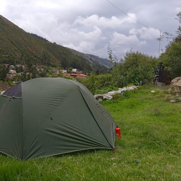 casa montañista lodge & camping - Habitación con cama extragrande y vistas al jardín - 28