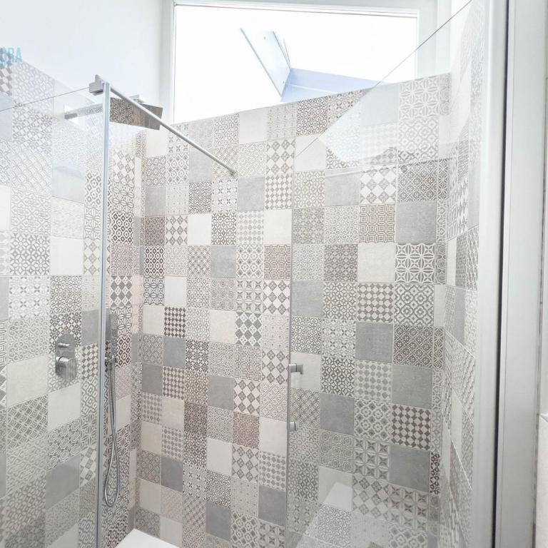 Slataper 19 Tirabora Short Rent, con parcheggio privato - Appartamento con 2 Camere da Letto - 22