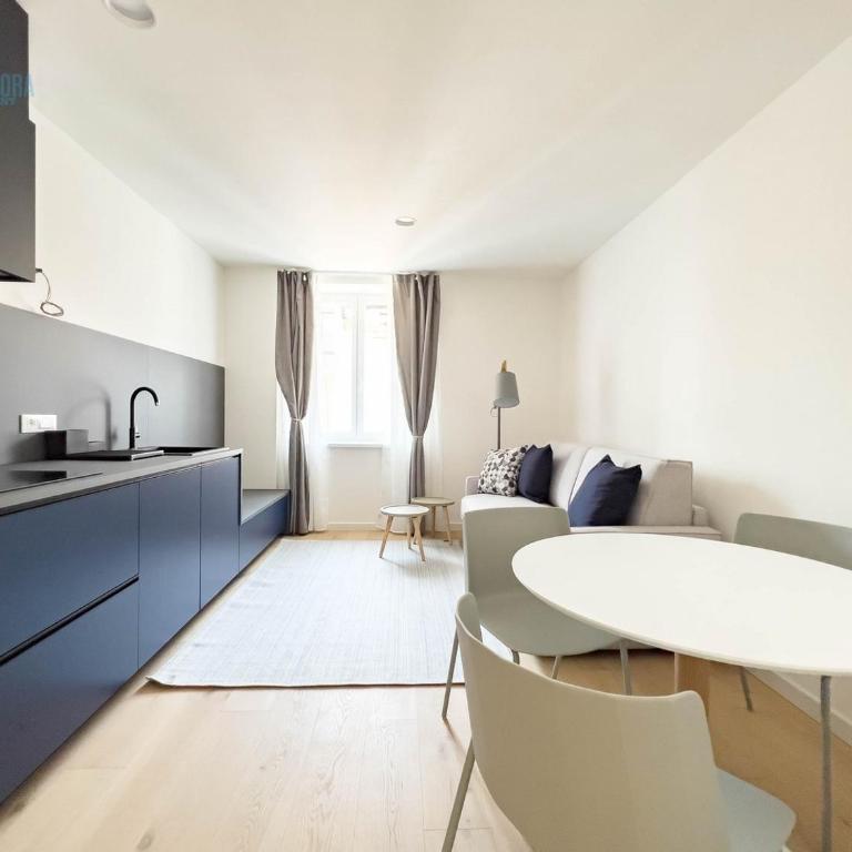 Slataper 19 Tirabora Short Rent, con parcheggio privato - Appartamento con 2 Camere da Letto - 21