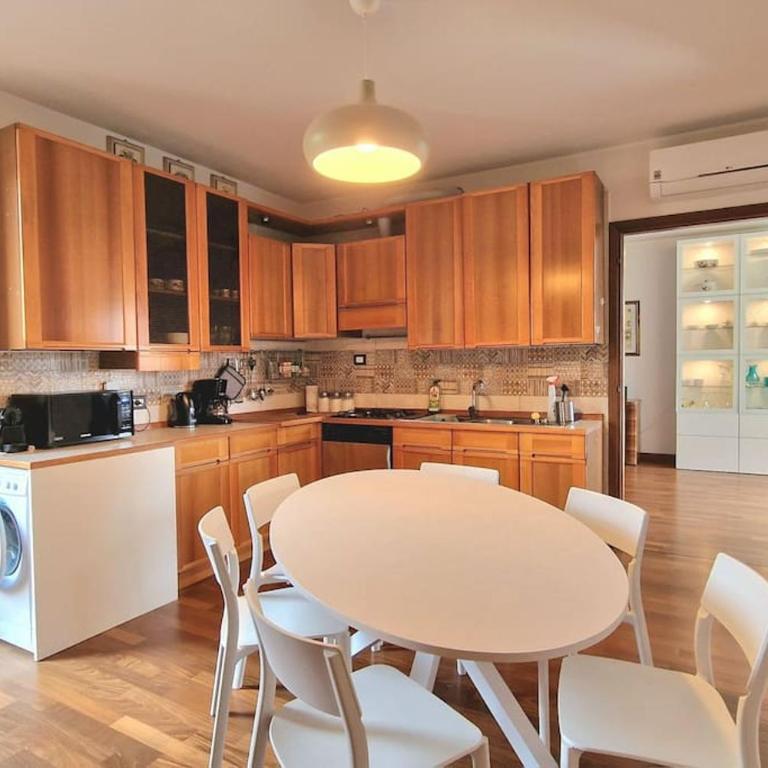 Casa le due terrazze - Pool - Free Parking - 2 bathrooms - 3 bedrooms - Three-Bedroom Apartment with Balcony - 22