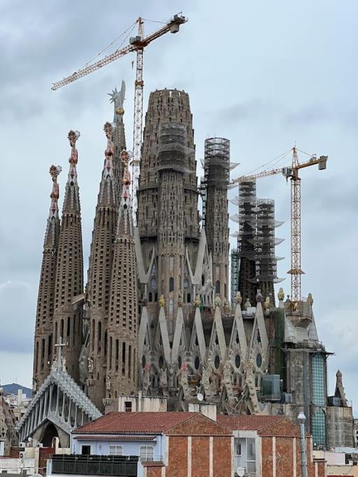 Sagrada Familia - One-Bedroom Apartment - 13